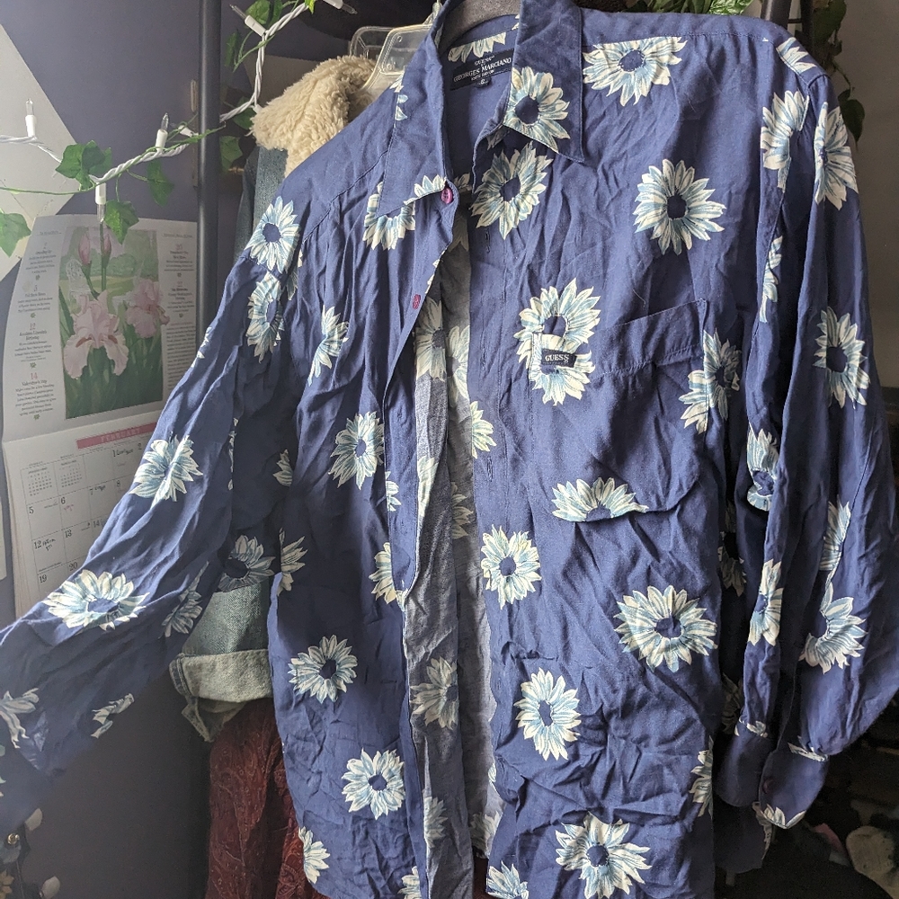 Guess billowy button up